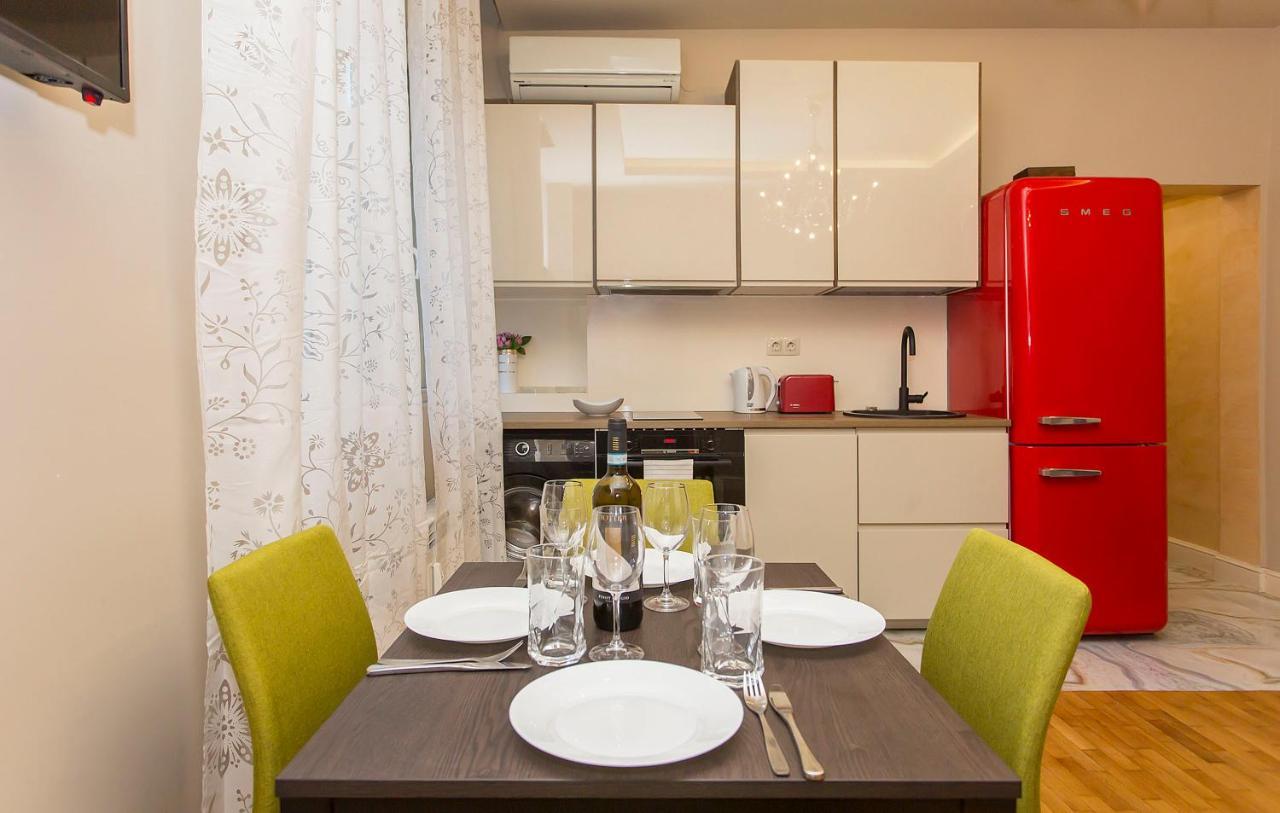 Elegant 2bdr With A Balcony * Sofia